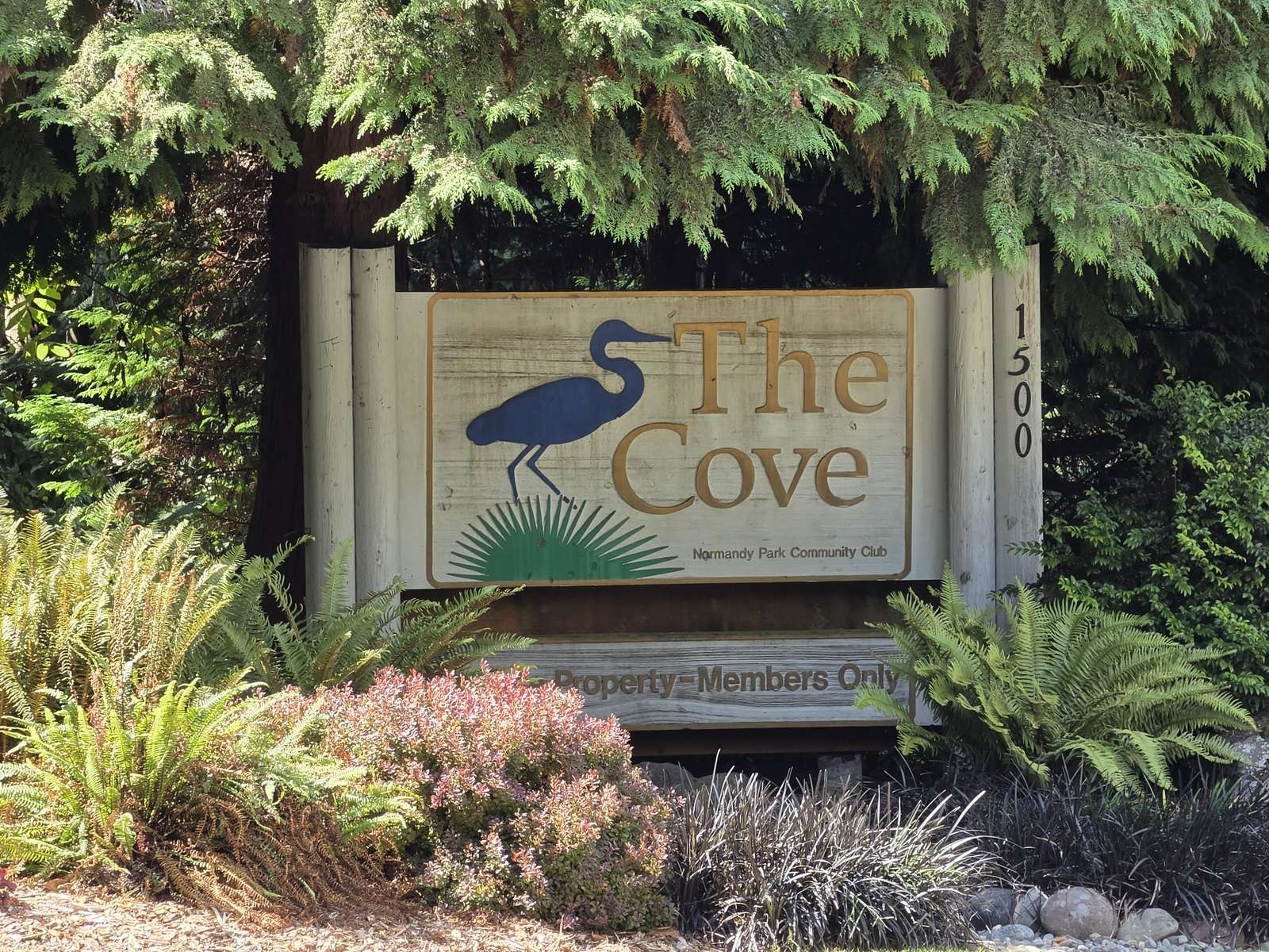18806 4th Ave S, Burien, WA 98148